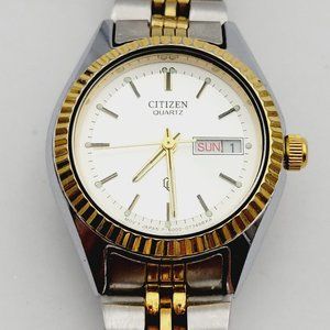 Citizen Women's 27mm Quartz Watch Two Toned White Dial Day Date 6000-075692M Vtg